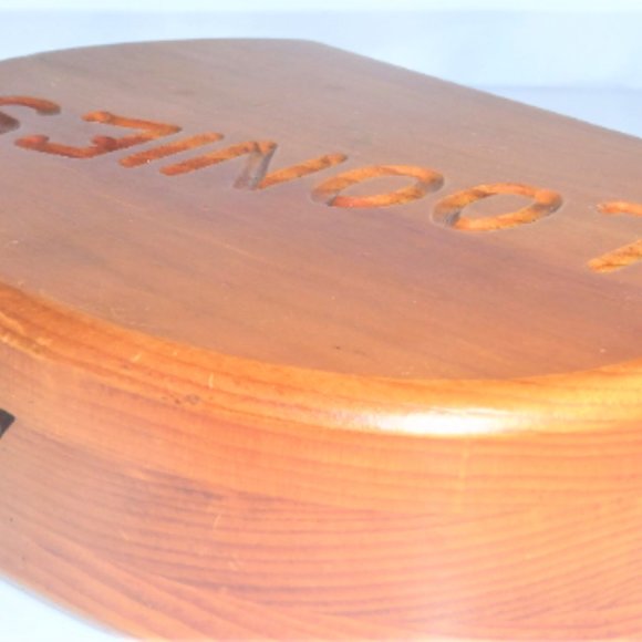 Hand Carved Wood BANK Loonie Bank Coin Collection Saving Handmade Wood Bank - Picture 2 of 5